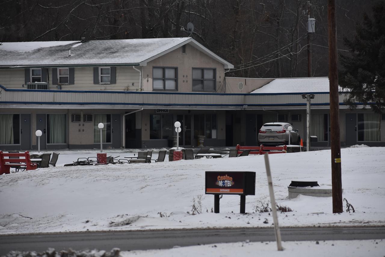 Casino Motel Swiftwater Exterior photo